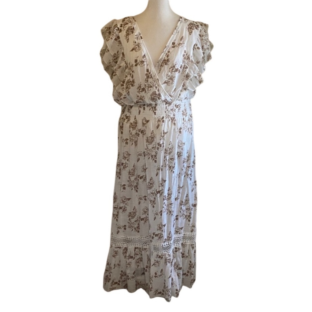 J. Gee Lined Floral White & Brown Flutter Sleeve Maxi Dress. Size XL.